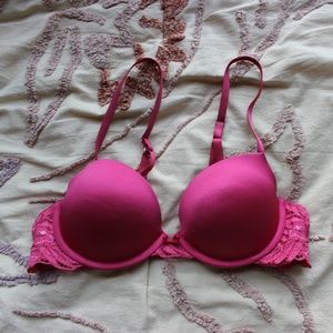 34C Aerie pink lace strap bra